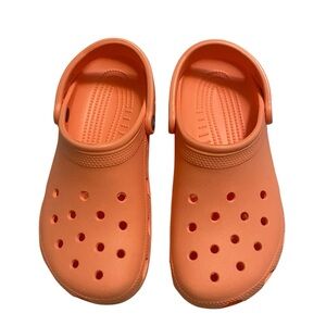 Crocs Coral Classic Women’s Size 10 Clogs